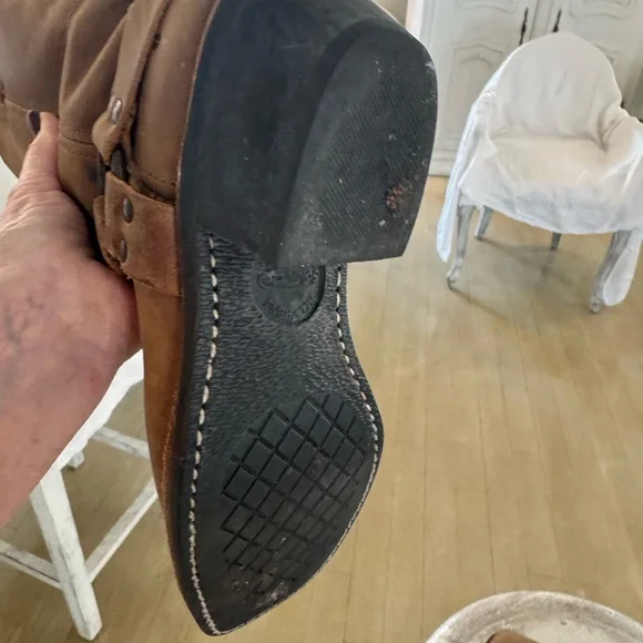 Frye Brown Leather Riding Boots only worn a couple of times - Picture 3 of 5